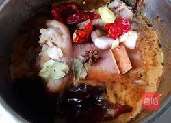 Illustration of how to make pork elbows in sauce 5