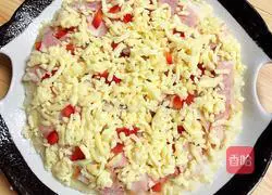 Illustration of how to make bacon, potato and rice pizza 11