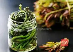 Illustration of how to make Chinese toon pickles 4