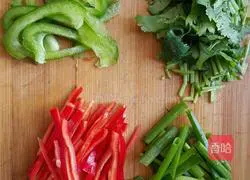 Xinjiang Pepper Chicken (Family version) illustration 4