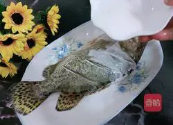 Teach you how to cook mandarin fish with illustrations 7