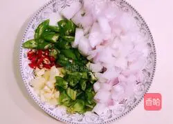 Illustration of how to stir-fry bullfrog 2