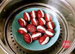 Illustration of how to make glutinous rice and dates 8