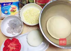 Shrimp and Cheese Mini Pizza (10cm) Recipe Illustration 3