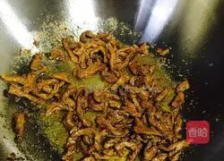 Classic Sichuan cuisine - illustration of how to make fish-flavored shredded pork 4