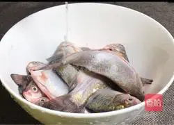 Spicy Crispy Bone Fish Recipe Illustration 1