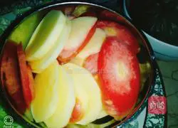 Illustration of the home version of dry pot fat sausage 3