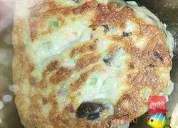 Illustration of making mashed potato, meat and mushroom cake 9