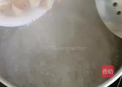 Illustration of how to stir-fry squid neck 2