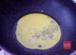 Illustration of how to make fried pork slices with cucumber and eggs 4