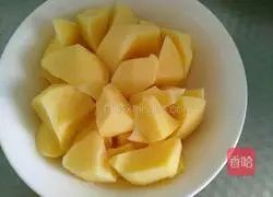 Illustration of how to cook beef with tomatoes and potatoes 3