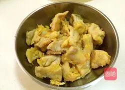 Illustration of how to make Shanxi oily pork 3