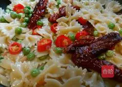 Illustration of how to make pasta (anchovy and tomato dried butterfly noodles) 10