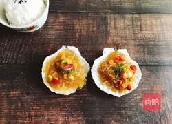 Illustration of steamed scallops with garlic vermicelli 10