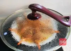 Illustration of how to make steamed shrimp with garlic vermicelli 10