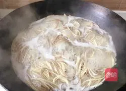 Illustration of how to make braised noodles with tomatoes and eggs 13