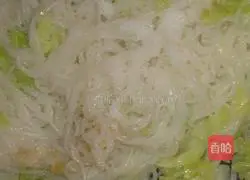 Illustration of how to make imitation Hakka fried rice noodles 3