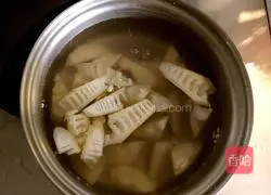 Illustration of how to mix double bamboo shoots 3