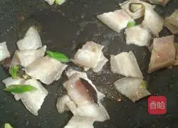 Bashu's recipe for stir-fried pork belly with kimchi 5