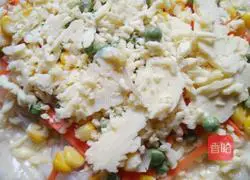 Illustration of how to make skillet pizza 11