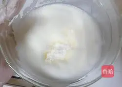 Coconut Milk Angel Cake Recipe Illustration 5