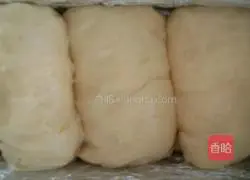 Illustration of how to make yogurt toast bread 9