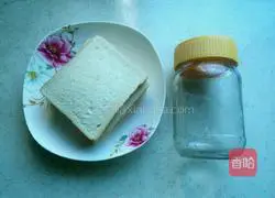 Illustration of how to make bread crumbs 3