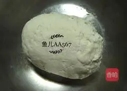 Illustration of how to make braised noodles (braised with cabbage, fungus, carrot and meat) 3