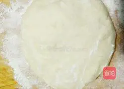 Illustration of how to make delicious pizza with fillings 8
