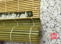 Kimchi Illustration of how to make sushi 8