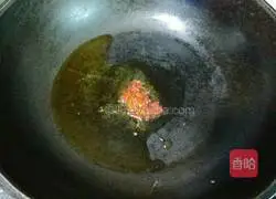 Illustration of how to make fried pork rinds with kimchi 4