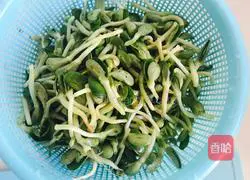 Illustration of how to make fried noodles 1