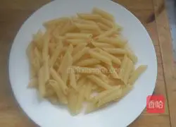 Italian Illustration of how to make hollow noodles 4