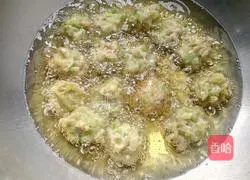 Illustration of how to make fried green radish balls 11