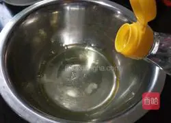 Illustration of how to make meat floss cake rolls 6