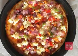 Illustration of how to make eight-inch shrimp pizza 8