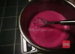 Illustration of how to make dragon fruit and coconut glutinous rice cake 5