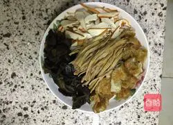 Ultra-simplified version of homemade braised noodles illustration 6