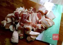 Illustration of home-style steamed pork with rice flour 2