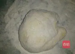 Illustration of how to make mung bean cake and quick-cooked egg puff pastry bread 2