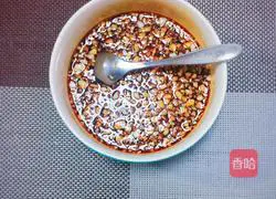 Illustration of how to make minced meat with minced garlic 2