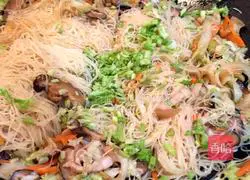 Taiwanese Fried Rice Noodles Recipe Illustration 5