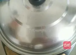 Illustration of how to make fried leek and tofu buns 17