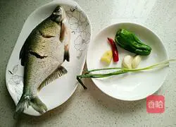 Illustration of braised Wuchang fish 2