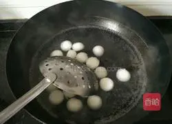 Illustration of how to make rouge winter melon balls 2