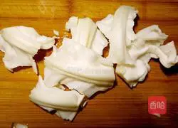 Illustration of how to make kohlrabi kimchi 3