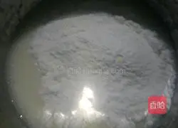 Illustration of how to make striped cake 3