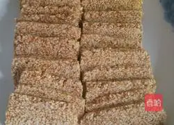 Illustration of making sesame candy 10