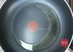 Illustration of how to make egg fried bread 5