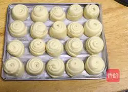 Illustration of how to make coconut buns 9